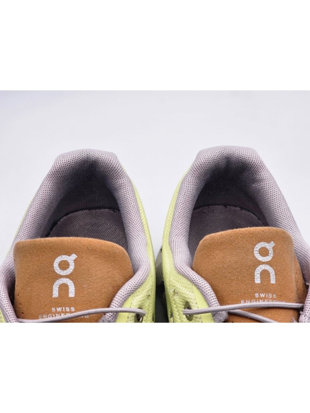 On Cloud 5 Women's Hay/Ice Colorway Lightweight Running Sneakers Size 9 3351 - Picture 7 of 16